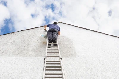 Peinture extérieure à Nueil-sous-Faye — façades et ravalement